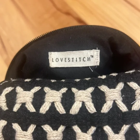 *FREE GIFT* NEW Lovestitch boho zip bag cosmetic - Picture 4 of 5